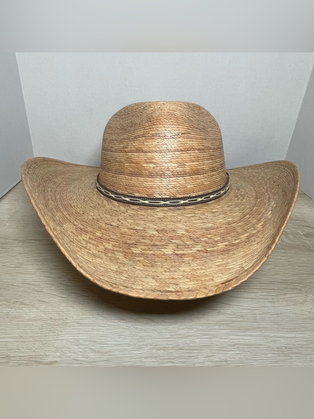 Atwood Cowboy Hat Carolina Low Crown Palm Leaf Straw Western 7 1/4 Oval Long EUC